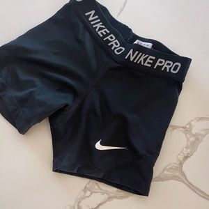 Nike Pro